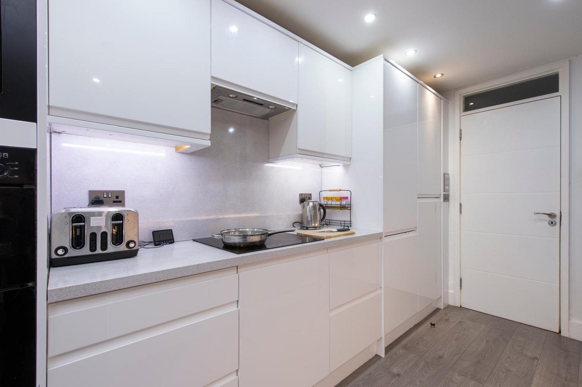 Apartament Peckham Large 2 Bath With Parking & Garden